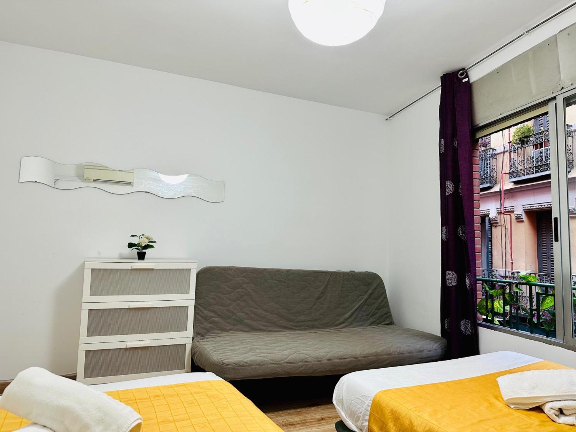 Punta Me Rooms In Madrid Downtown Buitenkant foto