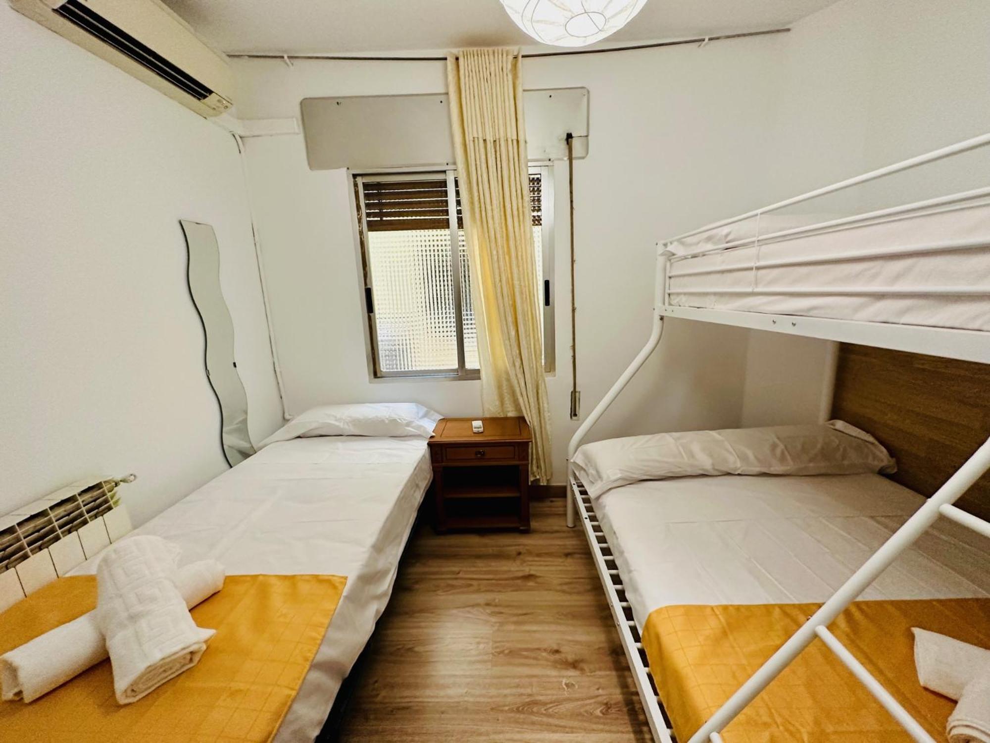 Punta Me Rooms In Madrid Downtown Buitenkant foto